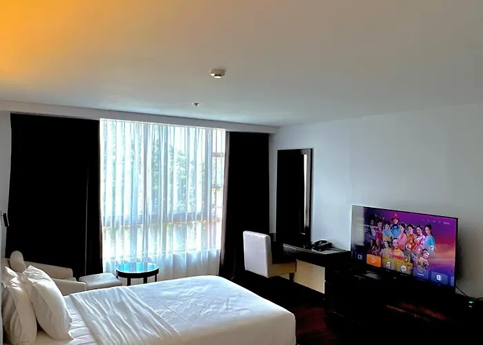 Baguio Forest Lodge At Camp John Hay 003