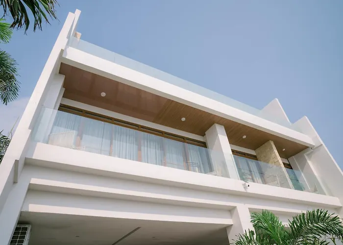 Palms La Union Beachfront Suites